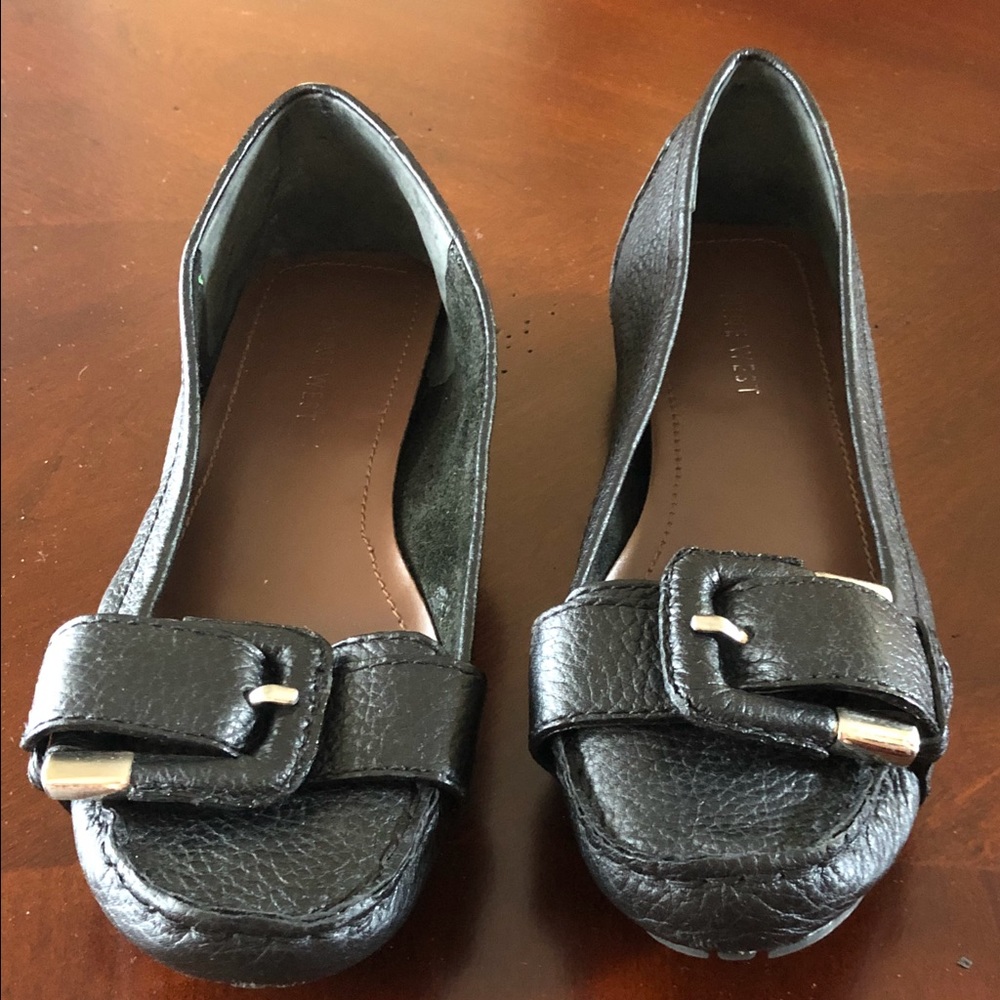 Nine West Buckled Trim Flats